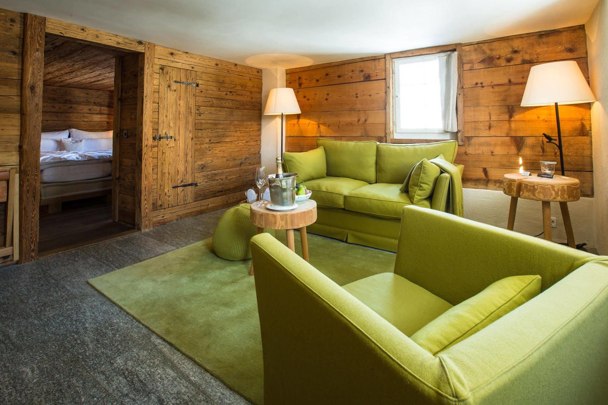 Maiensaesshotel Guarda Val Lenzerheide Buitenkant foto
